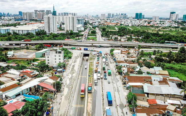 Nút giao thông Cát Lái Quận 2