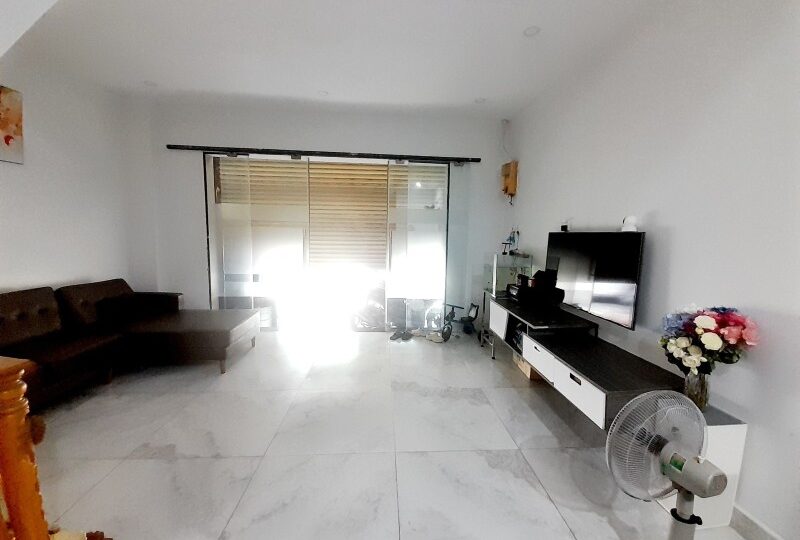 Mua bán nhà đất đường số 339, Phước Long B, Quận 9