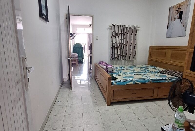 Bán nhà MT Đường 129, Phước Long A, Quận 9