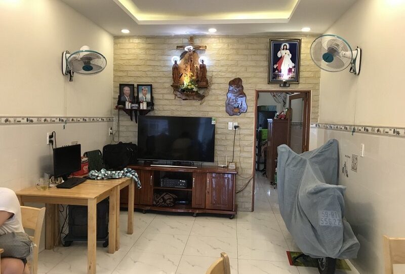 Bán nhà mặt tiền Nguyễn Duy Trinh, Phú Hữu, Quận 9 - TP Thủ Đức 1 Bán nhà mặt tiền Nguyễn Duy Trinh, Phú Hữu, Quận 9