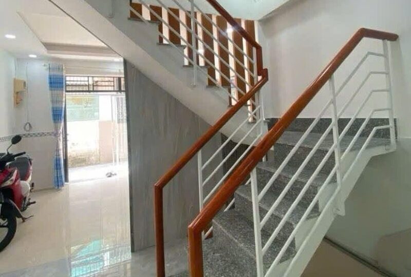 Mua bán nhà đất đường số 359, Phước Long B, Quận 9