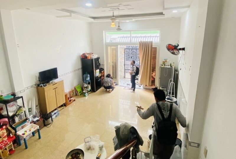 Bán nhà đường 16, Bình Trưng Đông, Quận 2