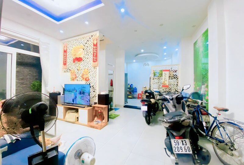 Bán nhà đường 8