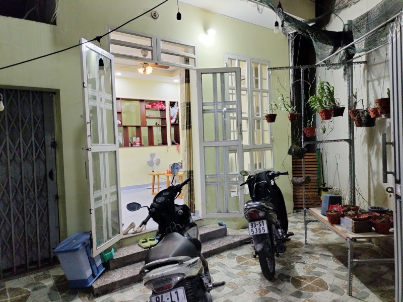 Bán nhà hẻm Đường số 176, Phước Long A, Quận 9