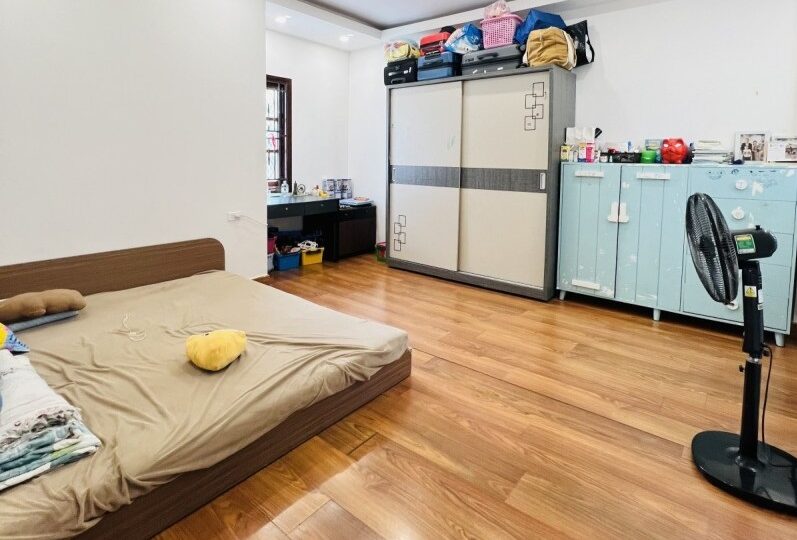 Biệt thự Phước Bình, Quận 9