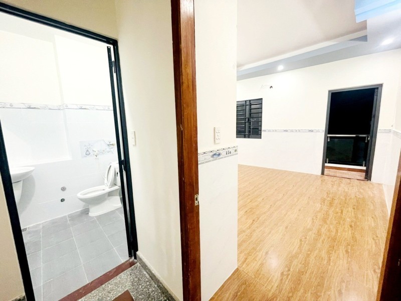Mua bán nhà đất Đường số 475, Phước Long B, Quận 9