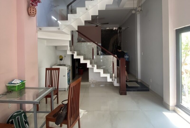 Mua bán nhà đất đường Gò Cát, Phú Hữu, Quận 9
