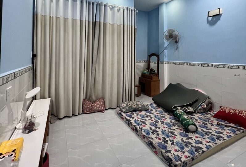 Mua bán nhà đất đường số 109, Phước Long B, Quận 9