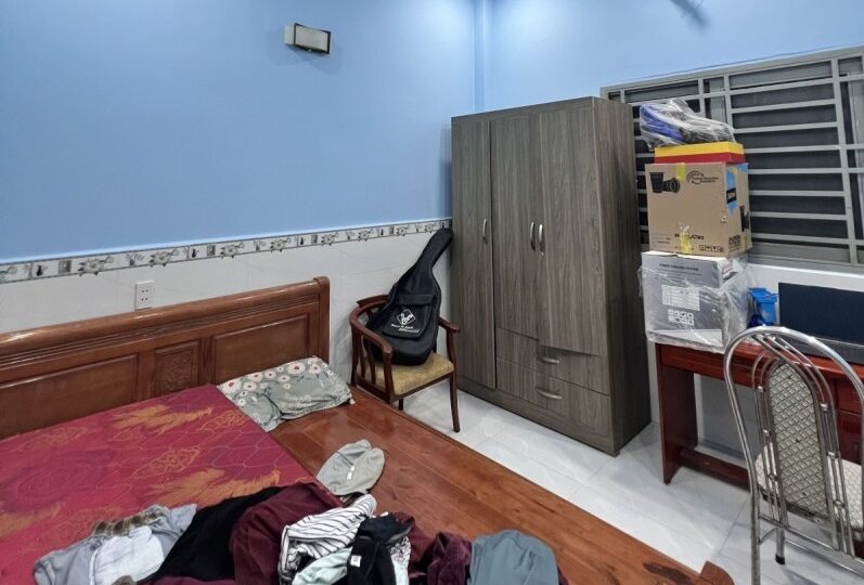 Mua bán nhà đất đường số 109, Phước Long B, Quận 9