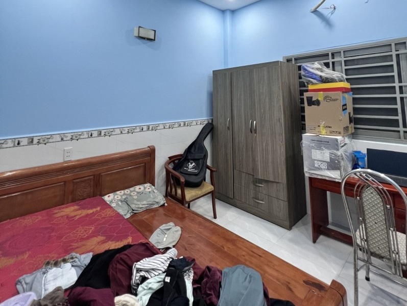 Mua bán nhà đất đường số 109, Phước Long B, Quận 9