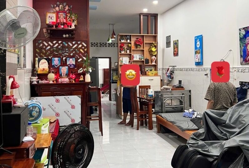 Mua bán nhà đất đường số 109, Phước Long B, Quận 9