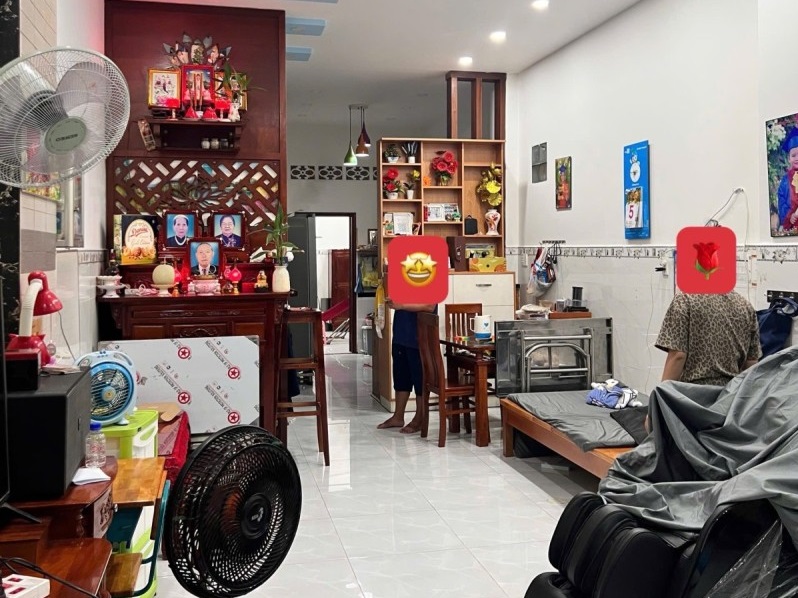 Mua bán nhà đất đường số 109, Phước Long B, Quận 9