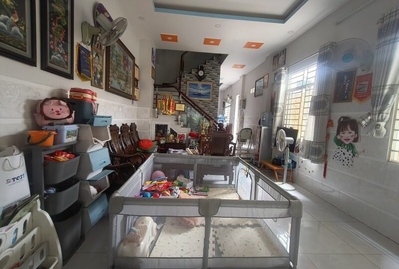 Mua bán nhà đất đường Đỗ Xuân Hợp, Phước Long B, Quận 9