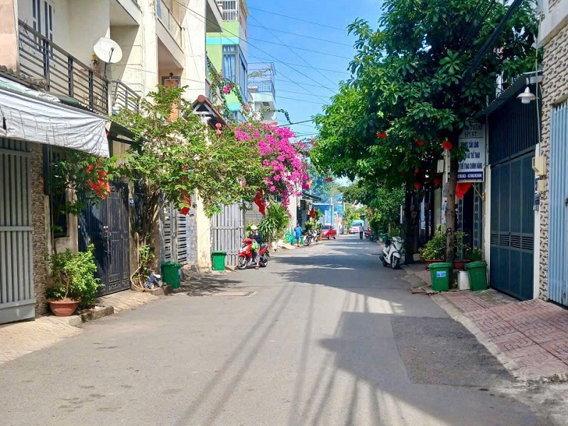 Mua bán nhà đất đường Gò Cát, Phú Hữu, Quận 9