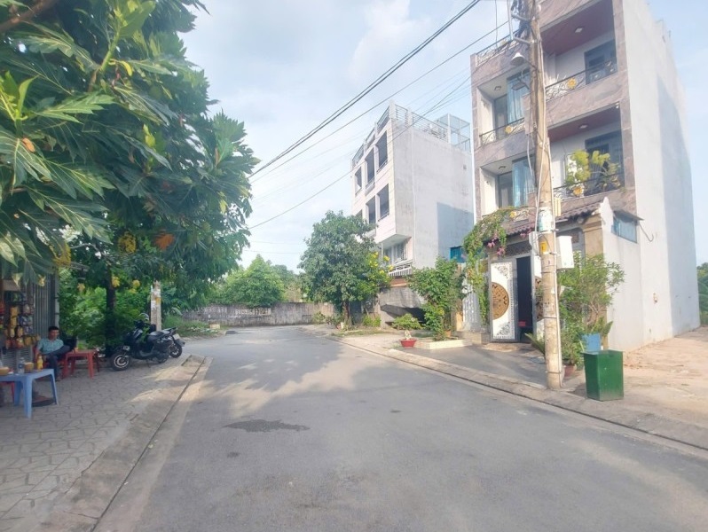 Mua bán nhà đất đường Gò Cát, Phú Hữu, Quận 9