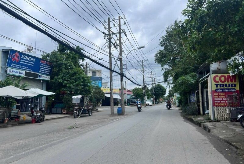 Listings 8 Mua bán nhà đất mặt tiền đường Gò Cát, Phú Hữu, Quận 9