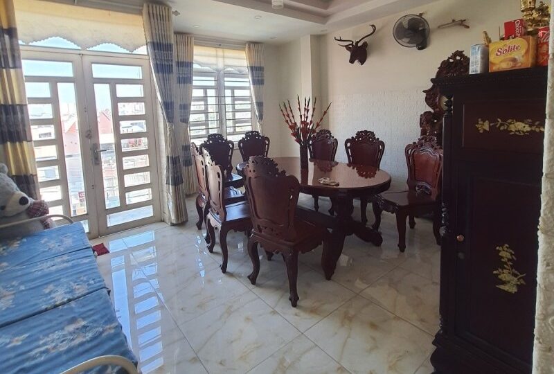Mua bán nhà đất mặt tiền đường Tăng Nhơn Phú, Phước Long B, Quận 9