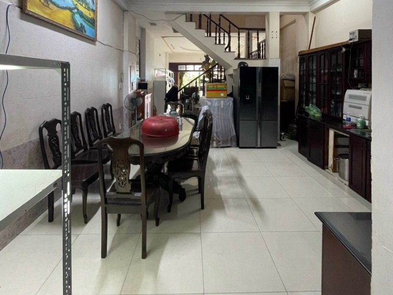 Bán nhà mặt tiền đường 297, Phước Long A, Quận 9