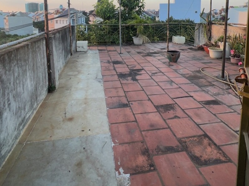 Bán nhà mặt tiền đường 297, Phước Long A, Quận 9