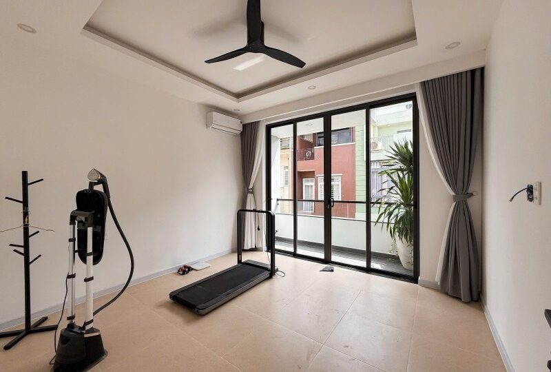 Mua bán nhà đất đường Nguyễn Duy Trinh, Phú Hữu, Quận 2