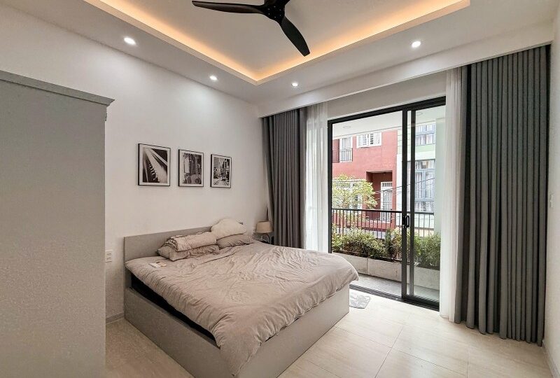 Mua bán nhà đất đường Nguyễn Duy Trinh, Phú Hữu, Quận 2