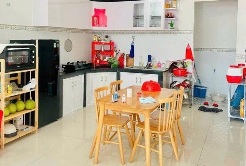 Mua bán nhà đất đường số 185, Phước Long B, Quận 9