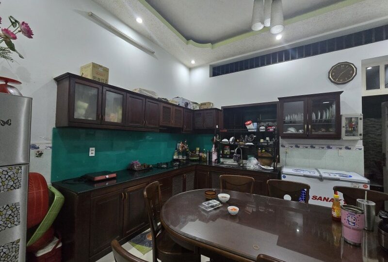 Bán nhà đất Đường Bình Trưng, Cát Lái, Quận 2