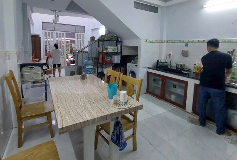 Bán nhà đất đường số 359, phước long b, quận 9