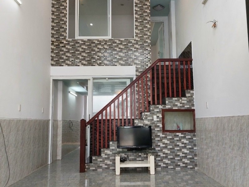 Bán nhà đất đường số 836, phú hữu, quận 9
