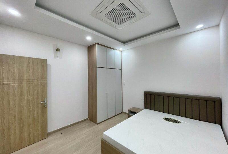 Mua bán nhà đất đường số 109, Phước Long B, Quận 9