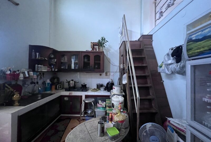 Bán nhà mặt tiền đường số 359, Phước Long B, Quận 9