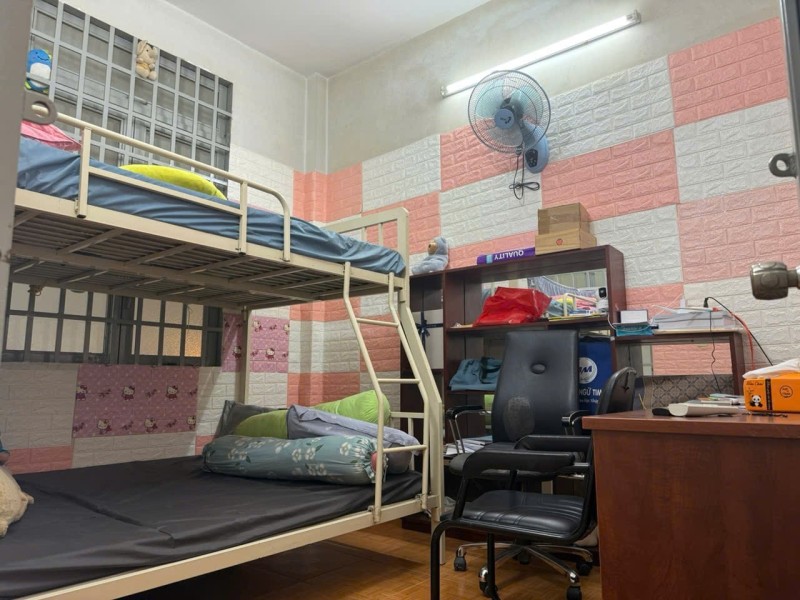 Mua bán nhà đất đường số 109, Phước Long B, Quận 9