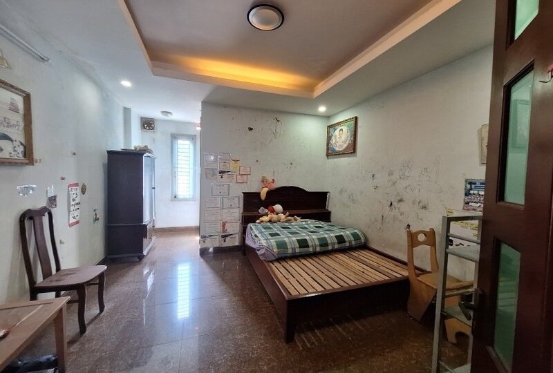 Mua bán nhà đất Đường Hoàng Diệu 2, Thủ Đức
