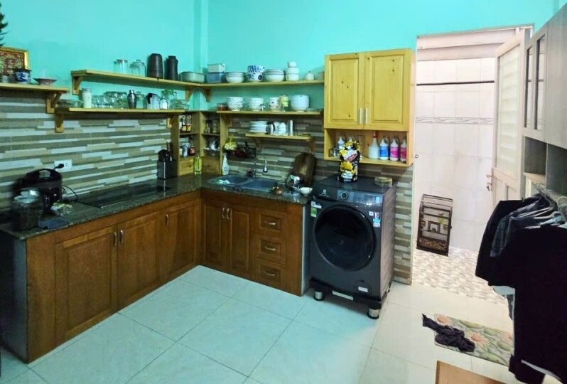 Mua bán nhà đất đường Bưng Ông Thoàn, Phú Hữu, Quận 9