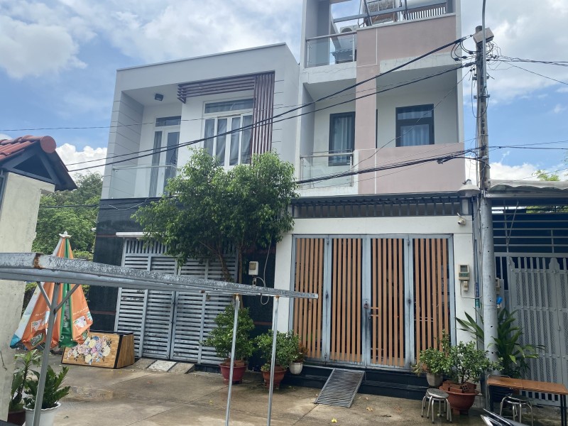 Mua bán nhà đất đường số 339, Phước Long B, Quận 9