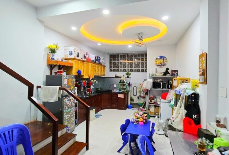Mua bán nhà đất đường số 882, Phú Hữu, Quận 9