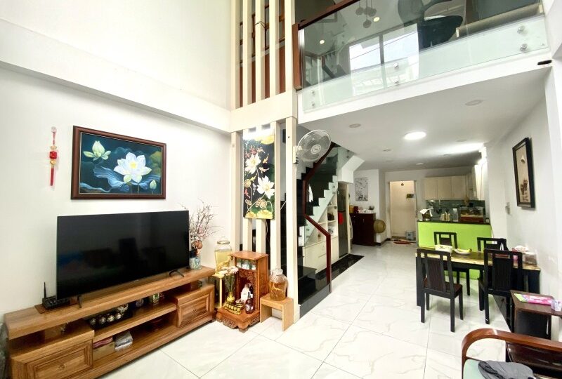 Mua bán nhà đất đường Gò Cát, Phú Hữu, Quận 9
