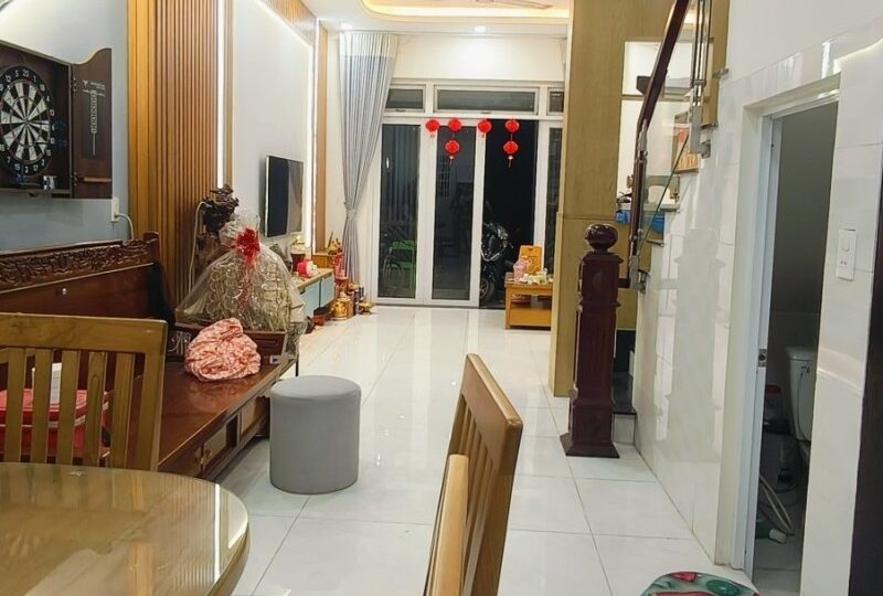 Mua bán nhà đất đường Bưng Ông Thoàn, Phú Hữu, Quận 9