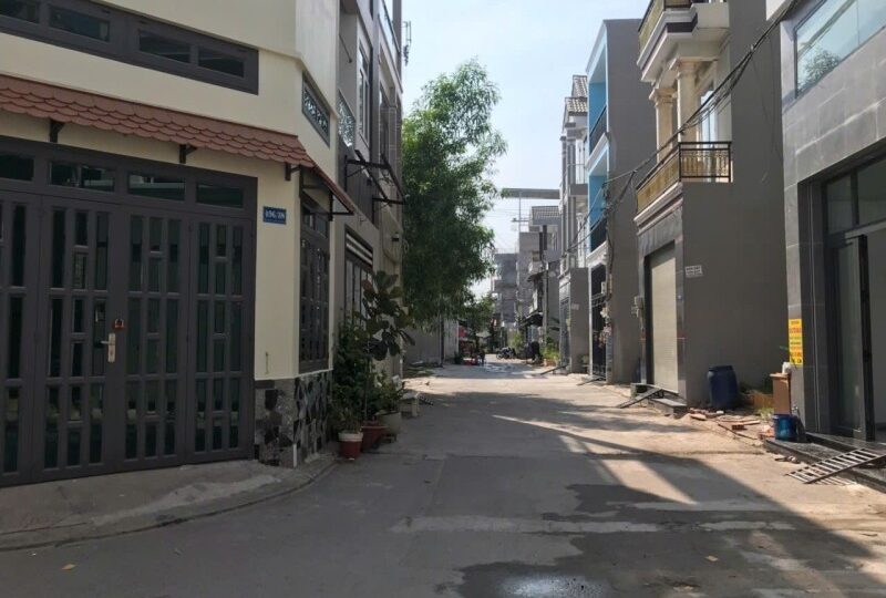 Mua bán nhà đất dự án Nam Khang Lã Xuân Oai, Long Trường, Quận 9