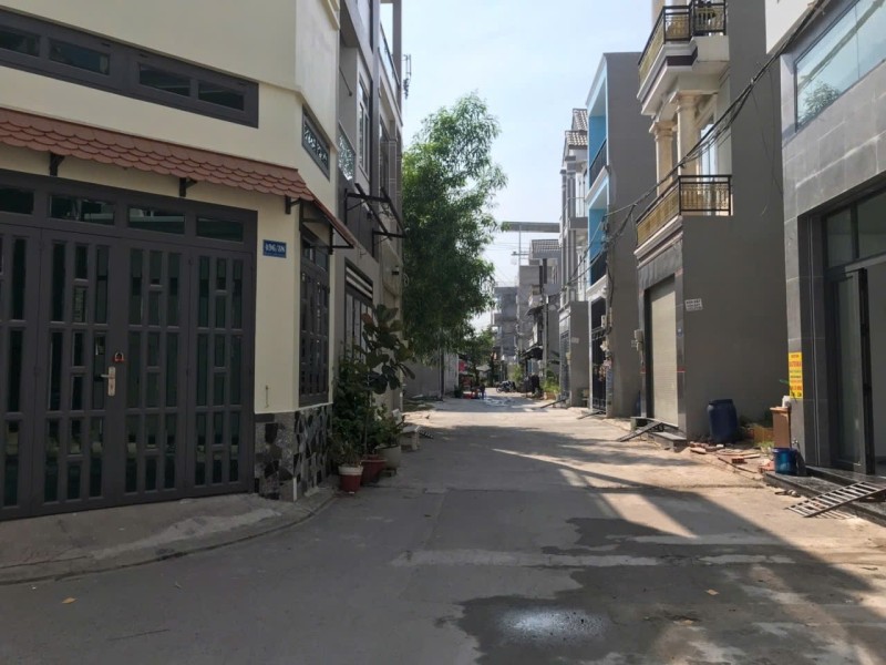 Mua bán nhà đất dự án Nam Khang Lã Xuân Oai, Long Trường, Quận 9