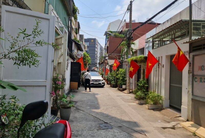 Mua bán nhà đất đường Lê Văn Mến, Thảo Điền, Quận 2