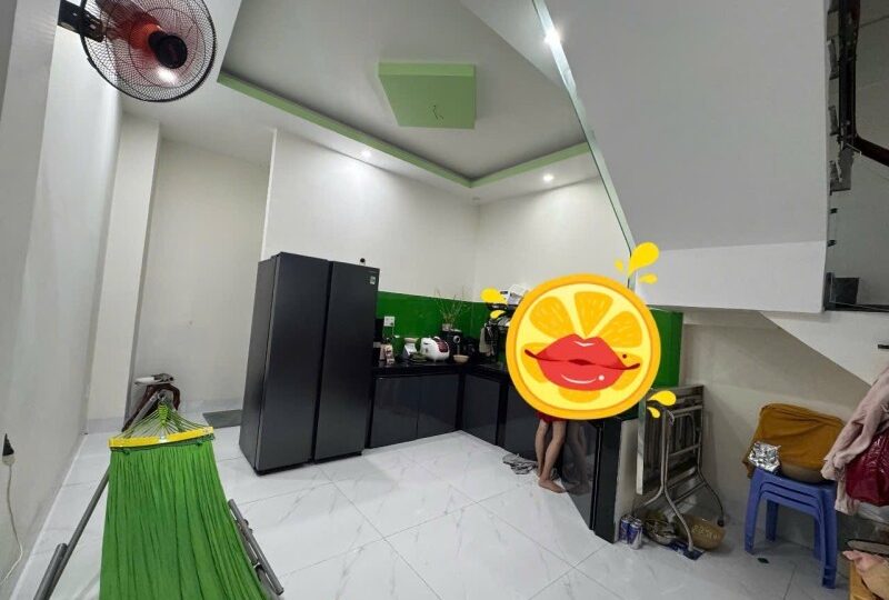 Mua bán nhà đất đường Võ Văn Hát, Long Trường, Quận 9