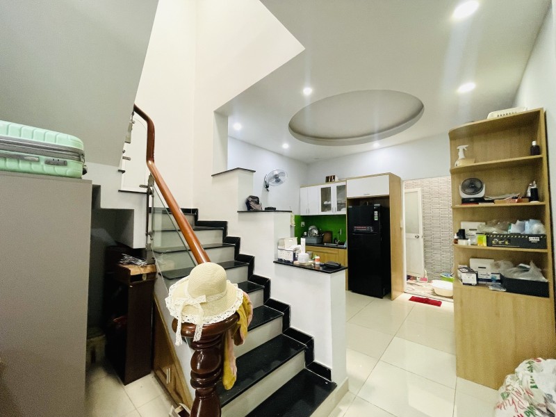 Mua bán nhà đất đường Võ Văn Hát, Long Trường, Quận 9