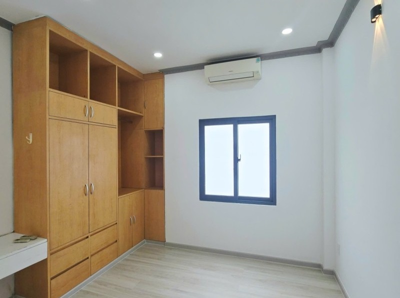 Mua bán nhà đất đường Nguyễn Văn Giáp, Bình Trưng Đông, Quận 2