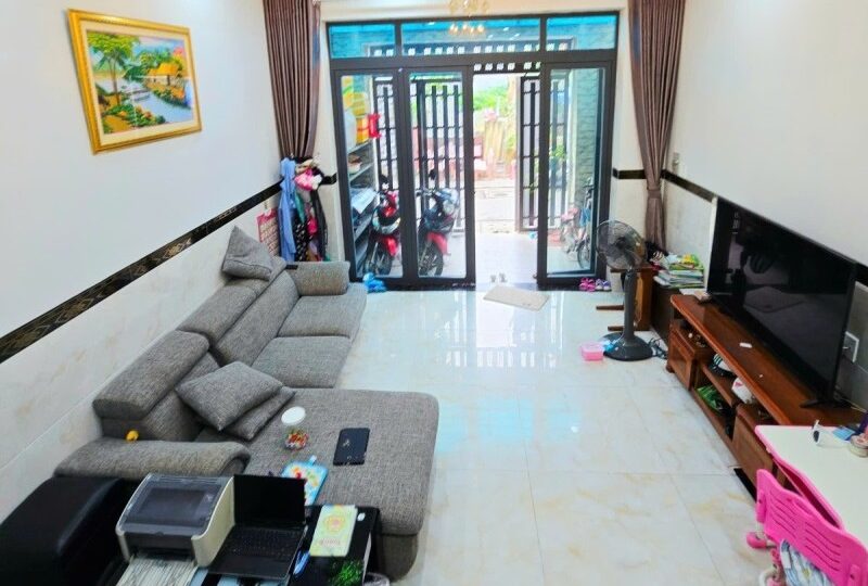 Mua bán nhà đất đường Võ Văn Hát, Long Trường, Quận 9