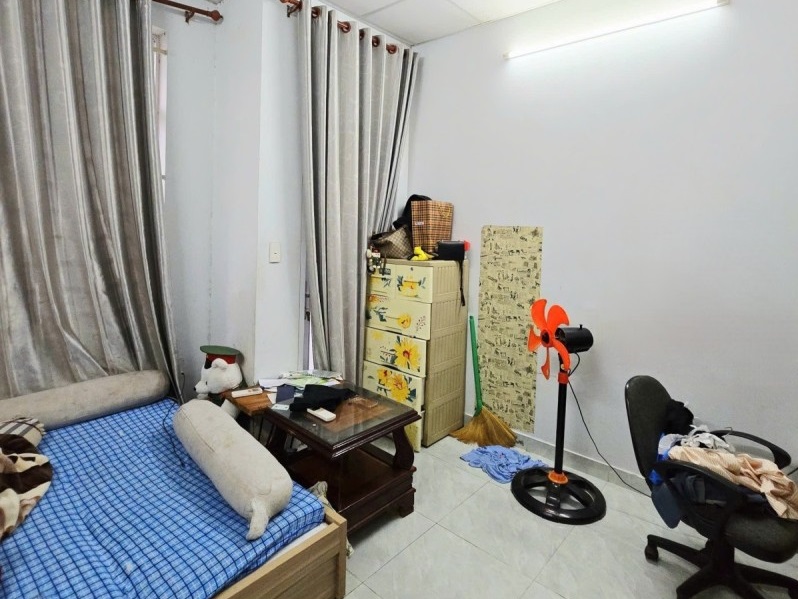 Mua bán nhà đất đường Võ Văn Hát, Long Trường, Quận 9