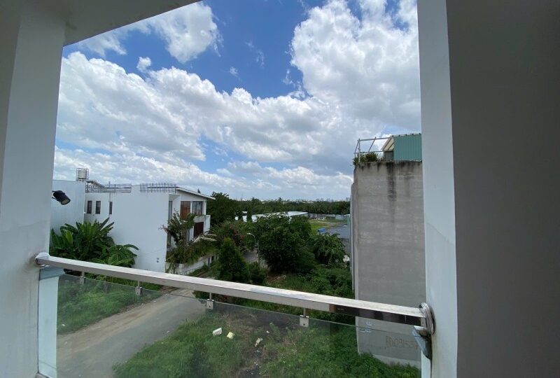 Mua bán nhà đất Đường Lã Xuân Oai, Long Trường, Quận 9