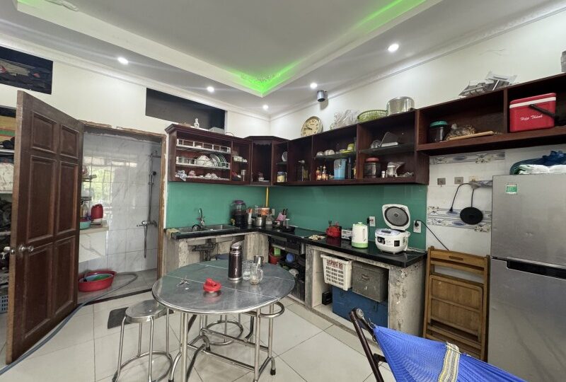 Mua bán nhà đất Đường Lã Xuân Oai, Long Trường, Quận 9