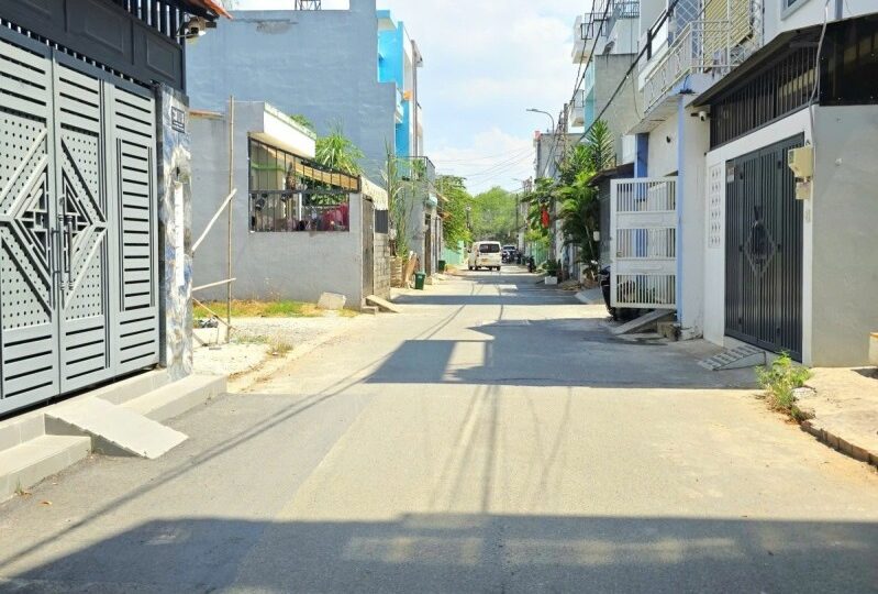 Listings 40 Mua bán nhà đất đường Lã Xuân Oai, Long Trường, Quận 9
