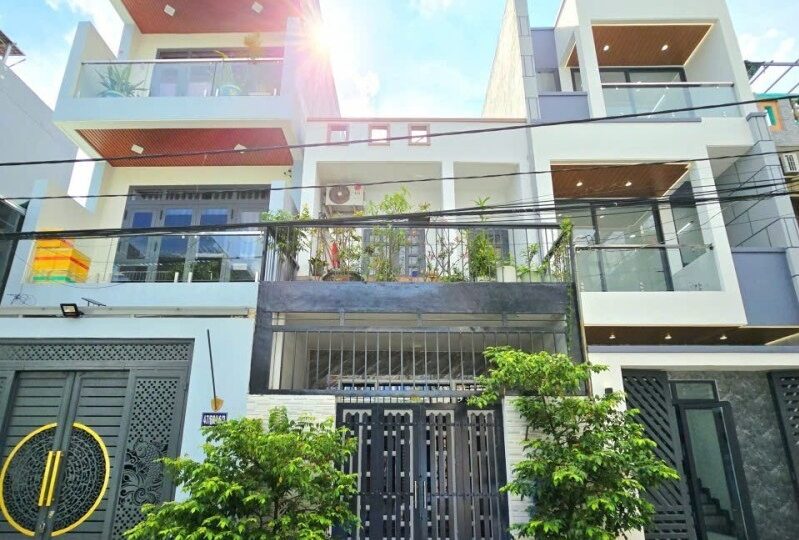 Listings 41 Mua bán nhà đất đường Trường Lưu, Long Trường, Quận 9